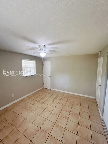 Building Photo - 8519 Sunbeam Ln