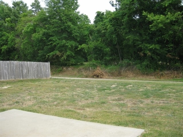 Building Photo - 216 Haywood Ln