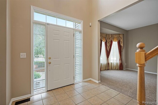 Building Photo - 50353 Livingston Dr