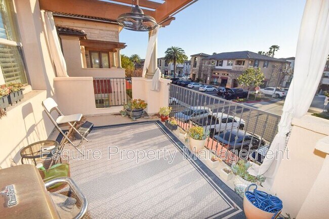 Building Photo - 202 Village Commons Blvd