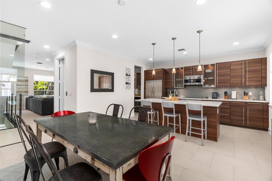 Building Photo - 362 W Cannery Row Cir
