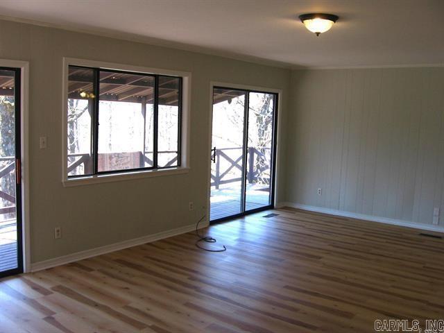 Building Photo - 230 Riverview Dr