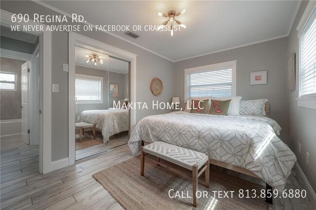 Building Photo - 690 Regina Rd