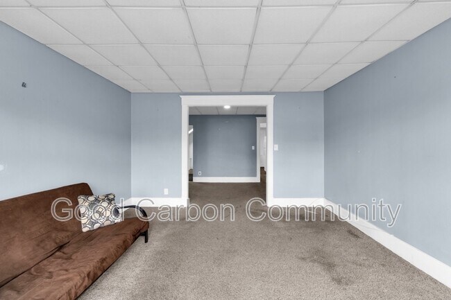 Building Photo - 1251 Hertel Ave