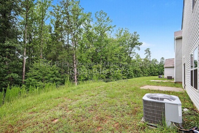 Building Photo - 2132 Clapham Ct