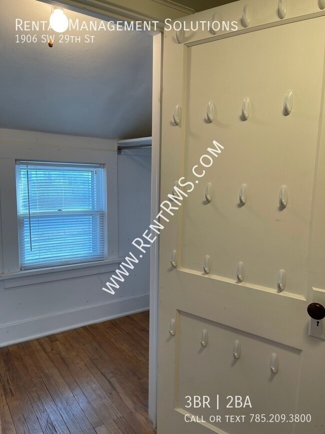 Building Photo - 1906 SW 29th St