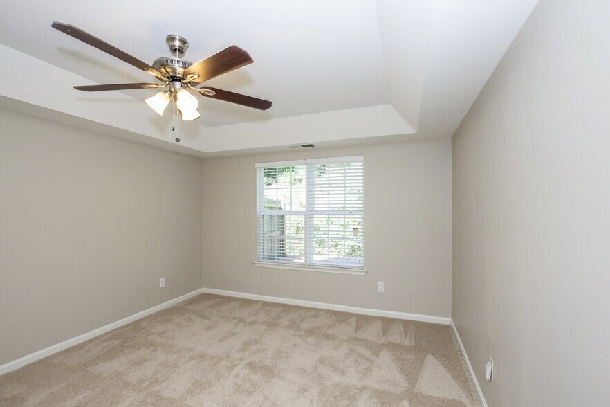 Building Photo - 5929 Brookfield Pointe Dr
