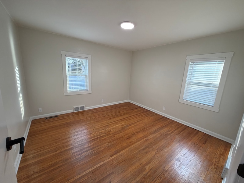 Building Photo - 301 Leif Erikson Dr