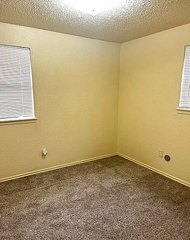 Building Photo - 3BD/2BTH Home in the Heart of Midwest City