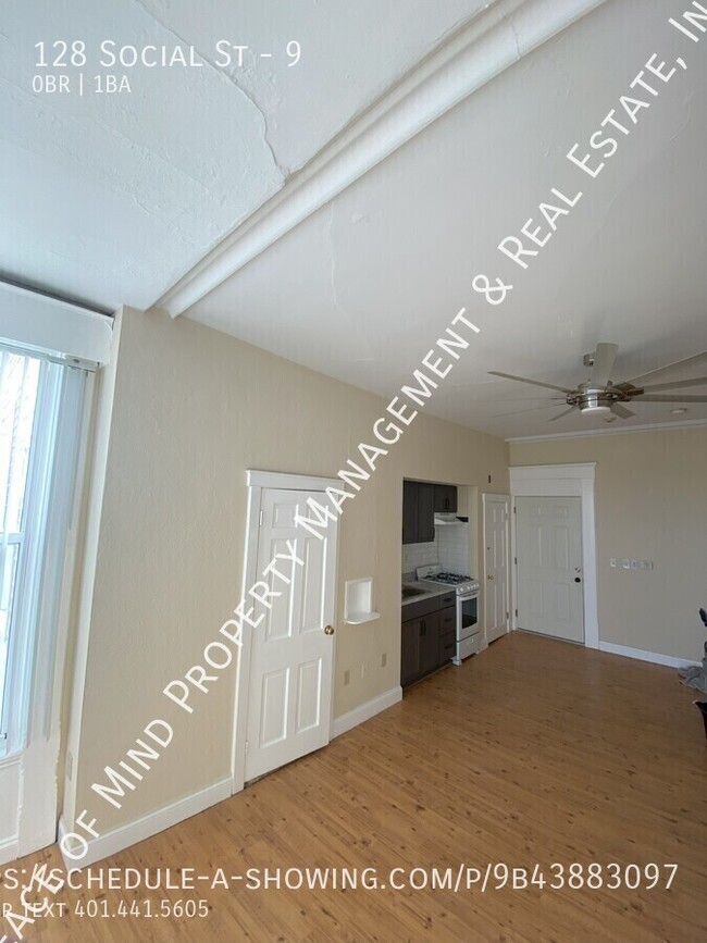 Building Photo - Studio Apartment for $1,100 includes H&HW ...