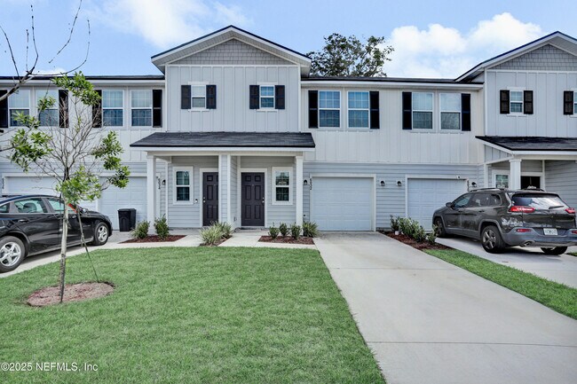 Primary Photo - 6033 Carolines Ct