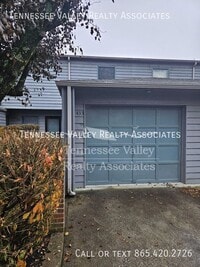 Building Photo - 433 Bramblewood Ln