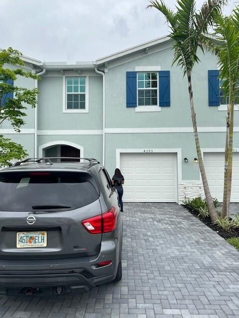 Building Photo - 4393 Hammock Grove Dr