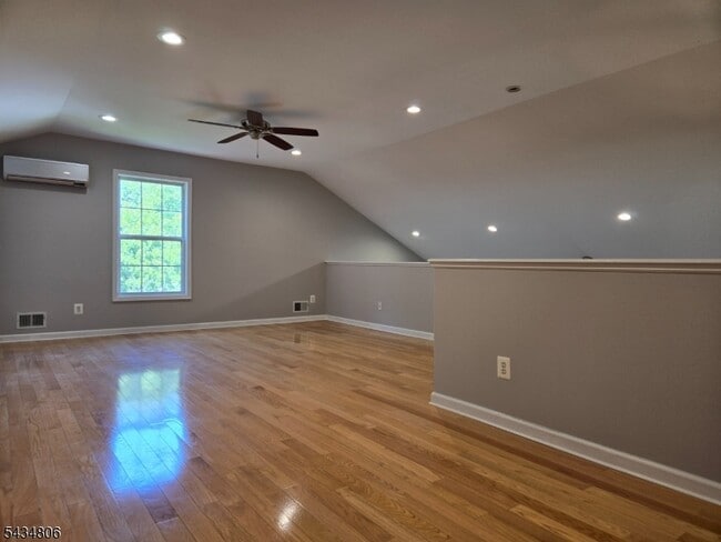 Building Photo - 313 Winthrop Dr