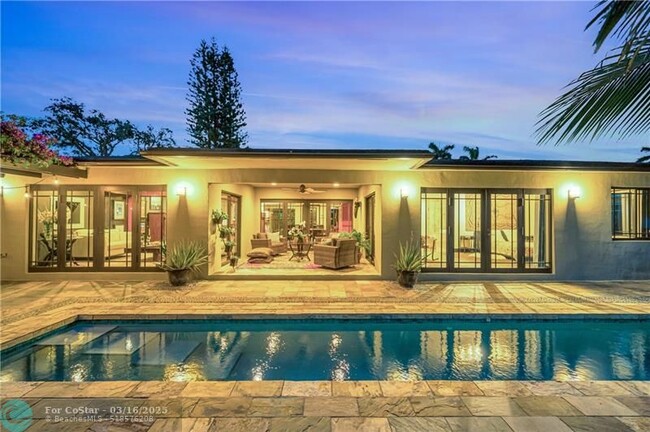 Building Photo - 1200 Guava Isle