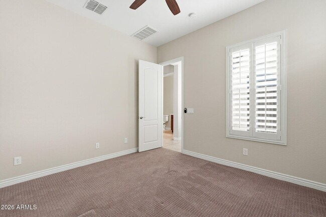 Building Photo - 5219 S Wildrose