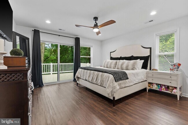 Building Photo - 181 Haulover Dr