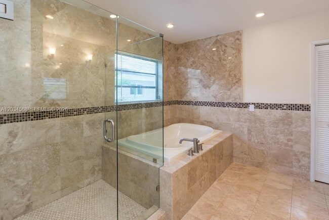 Building Photo - 4950 San Amaro Dr