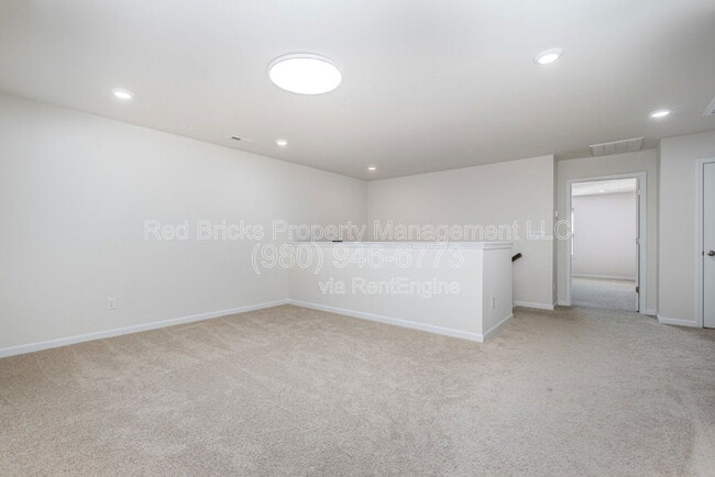 Building Photo - 7901 Iron Rd