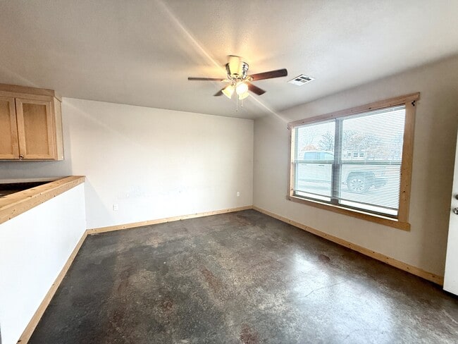 Building Photo - 11953 Sandpiper Rd