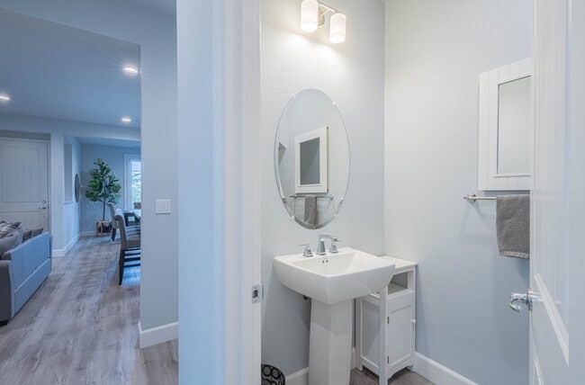 Building Photo - 588 Rosa Monte Wy