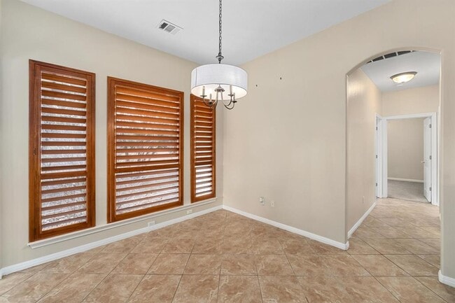 Building Photo - 1021 Westland Ridge Rd