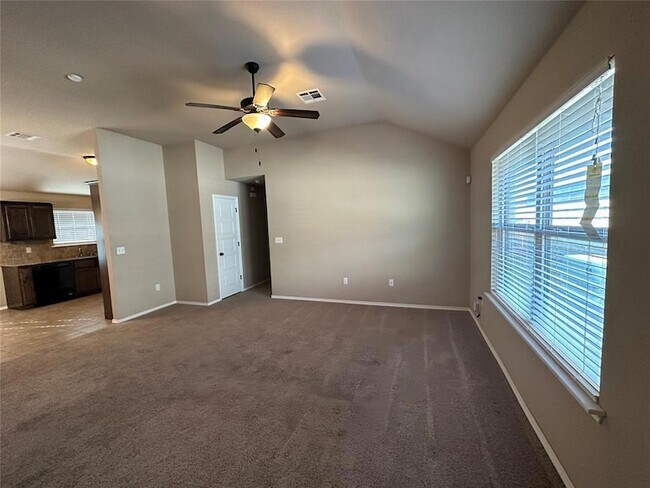 Building Photo - 5811 Marblewood Dr