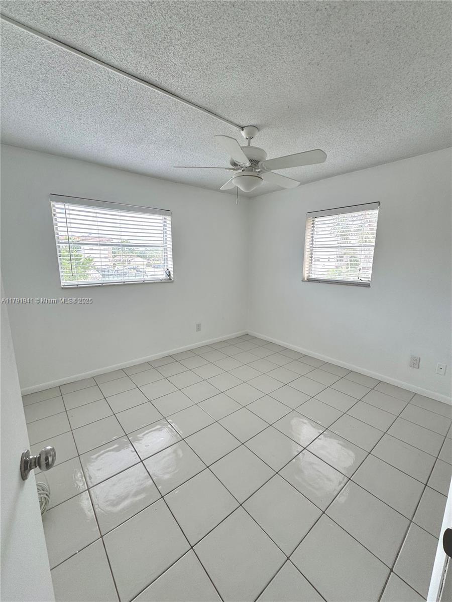Building Photo - 2495 SW 82nd Ave