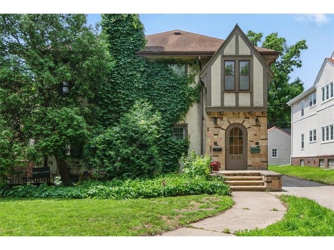 Building Photo - 4948 Lyndale Ave S