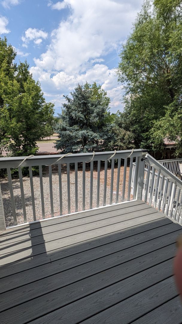 Building Photo - MODERN TWO STORY 3 BED/2.5 BATH WITH FENCE...