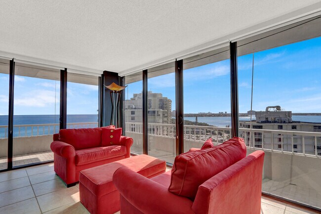 Building Photo - 5510 N Ocean Dr