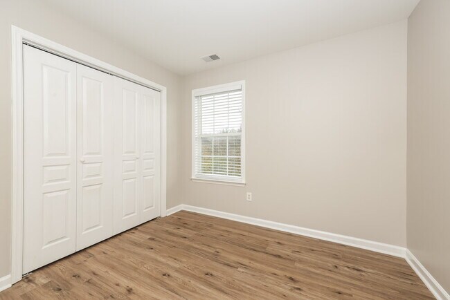 Building Photo - 7416 Maggie Dr