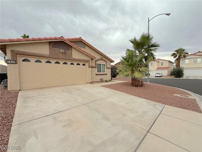 Building Photo - 1048 Sun Poppy Ave