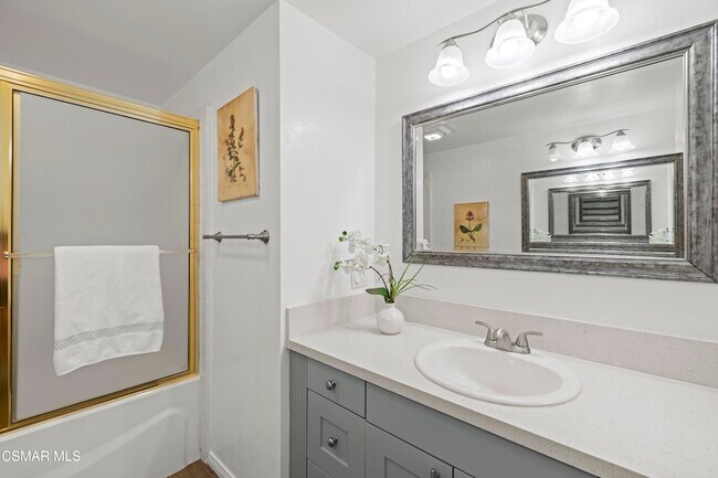 Building Photo - 287 Golden Fern Ct