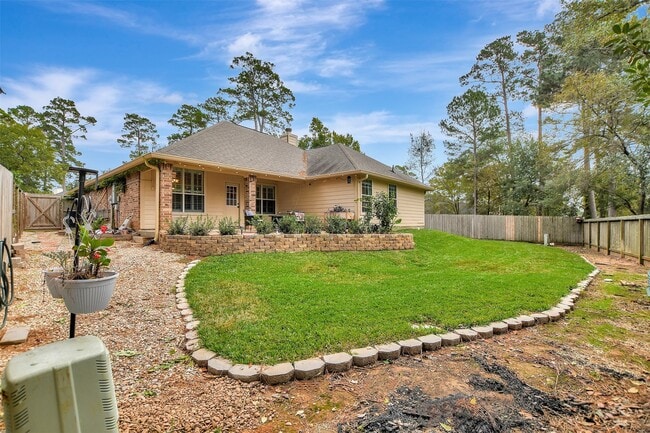 Building Photo - 11807 Briarwood Ln