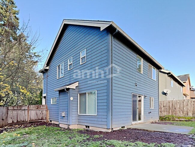 Building Photo - 809 NE 115th Cir