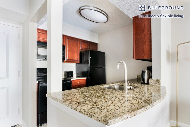 Building Photo - 2140 L St NW