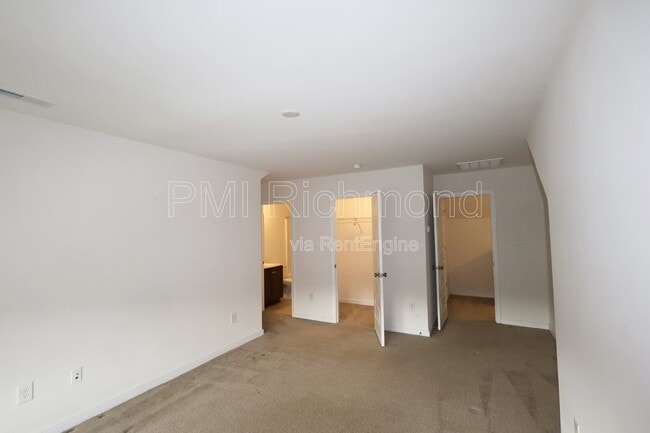 Building Photo - 10506 Marions Way