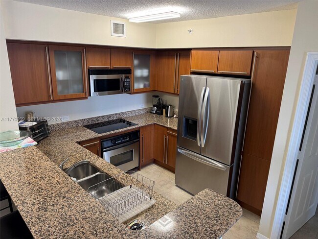 Building Photo - 2080 S Ocean Dr