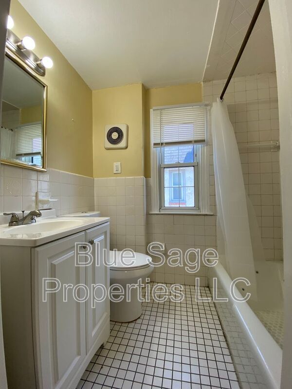 Building Photo - 57 Foster Ave
