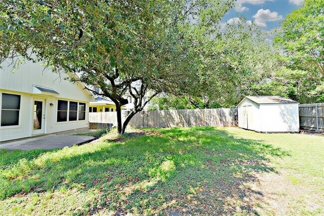 Building Photo - 8416 Alvin High Ln