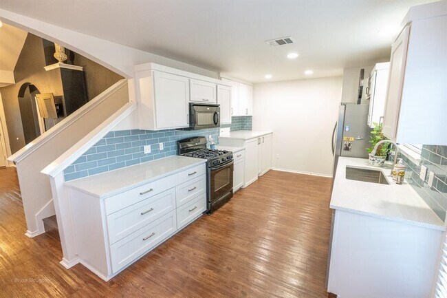 Building Photo - 17921 Kenai Fjords Dr