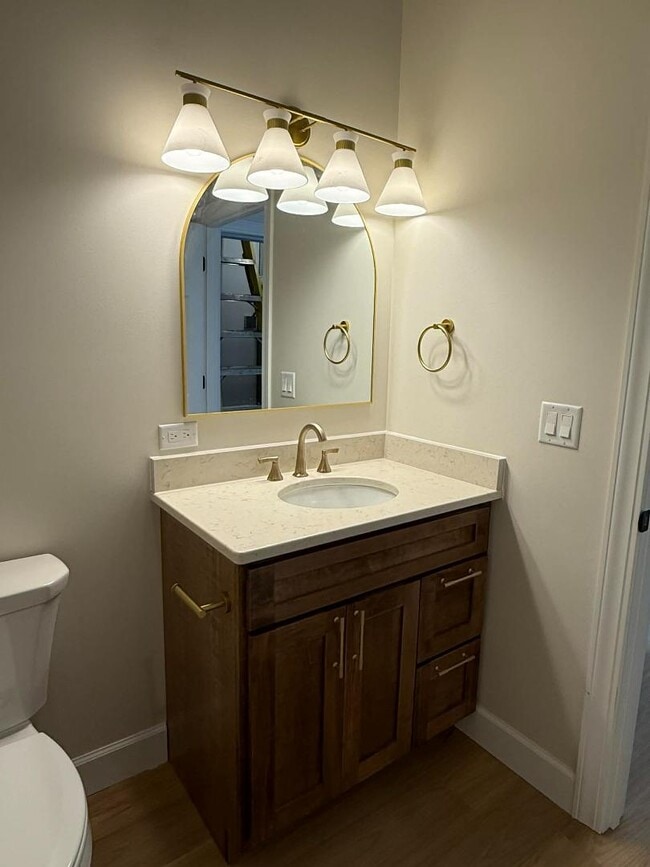 Building Photo - 19 N 7th St