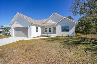 Building Photo - 3320 Palm Dr