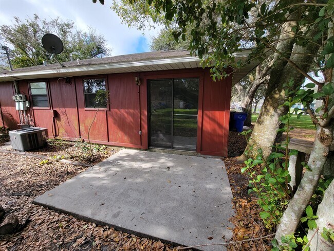 Building Photo - 23 Louisiana Ave