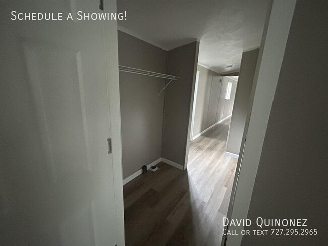 Building Photo - 252 S Blackwood Dr