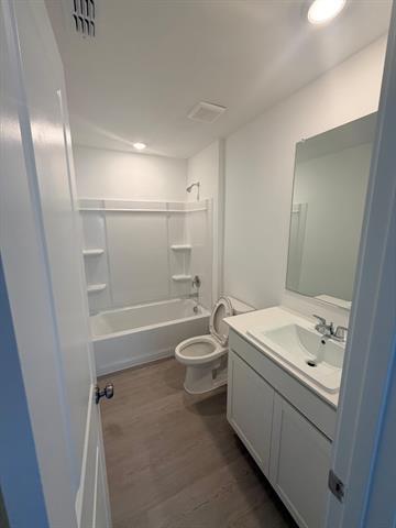 Building Photo - 3117 Campeiro Ave