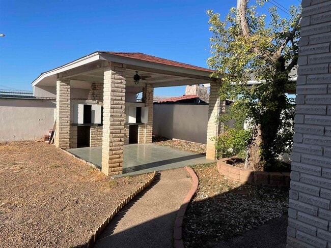Building Photo - 8741 Augusta Loop