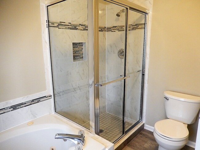 Building Photo - 502 Tyler Run Dr
