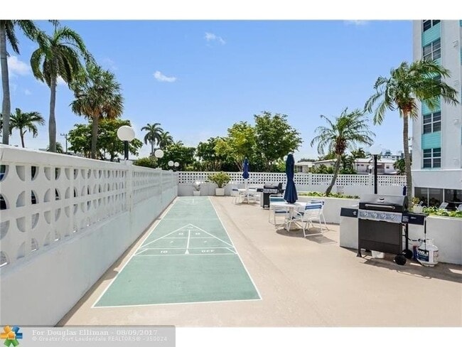 Building Photo - 3003 Terramar St